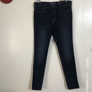 Hollister Ultra High Rise Super Skinny